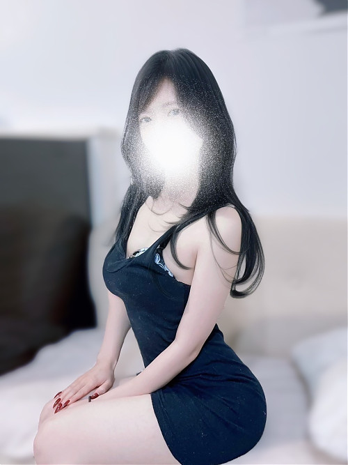 愛沢しづき